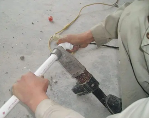 临颍漏水维修电话